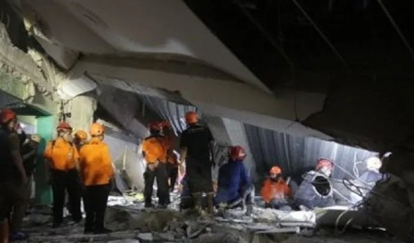 Turut berduka cita atas peristiwa ambruknya mushola di pondok pesantren Al ghoziny buduran Sidoarjo 